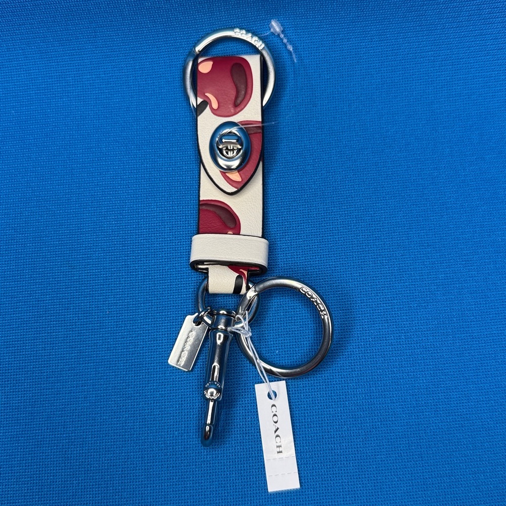 NWT ~ COACH CHERRY PRINT TRIGGER SNAP / KEY CHAIN RING / DOGLEASH CLIP BAG CHARM
